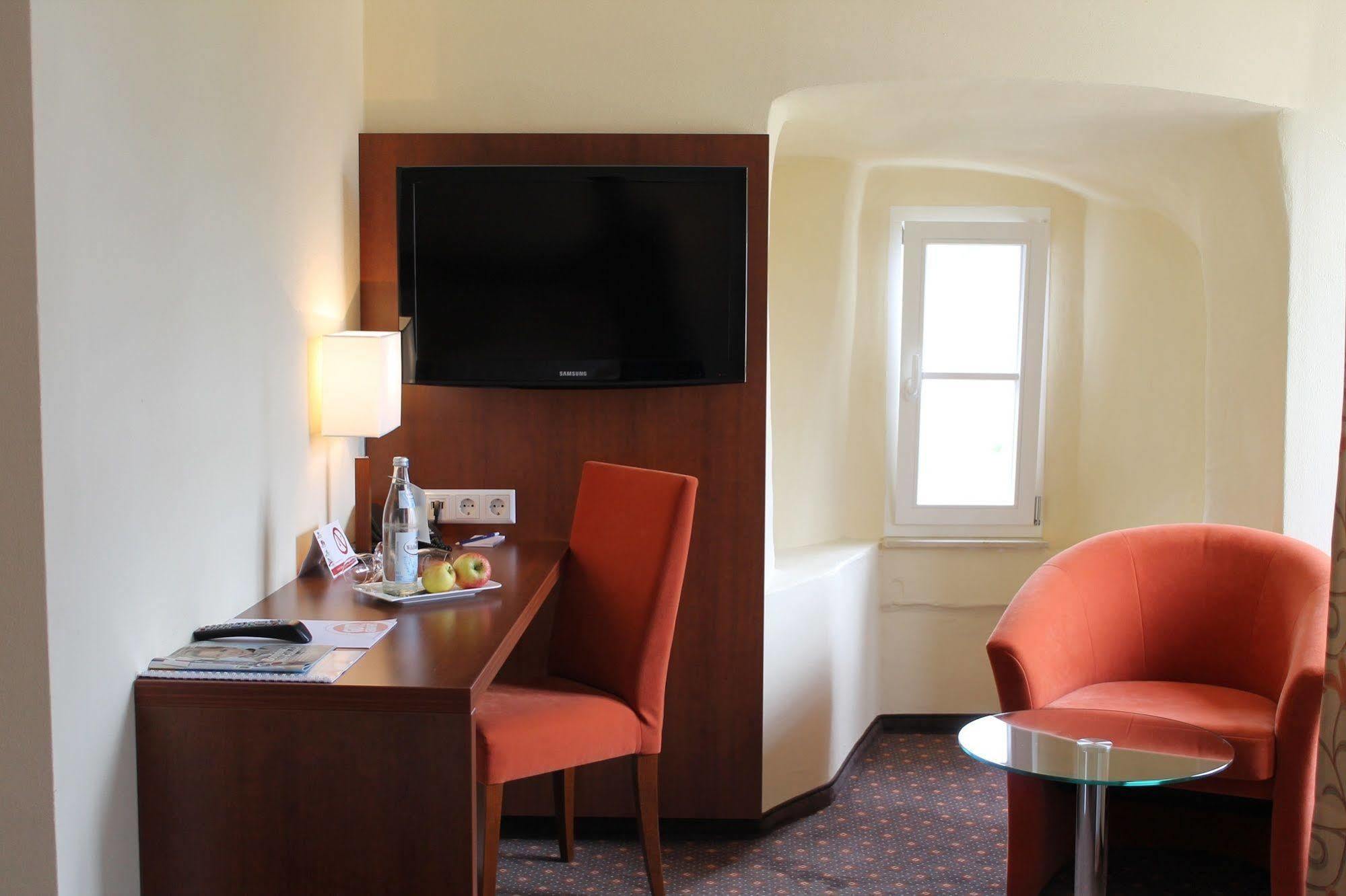 Stadt-Gut-Hotel Gasthof Goldener Adler Schwäbisch Hall Extérieur photo